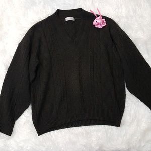 V neck pullover